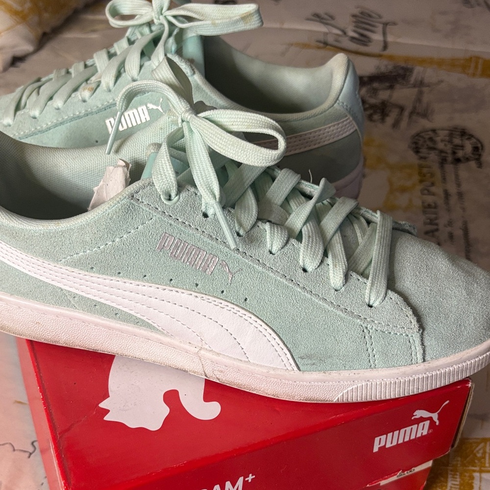 PUMA Women's Light Green and White Sneakers